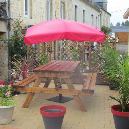 Vila Le Marioly Tilly-sur-Seulles Exteriér fotografie