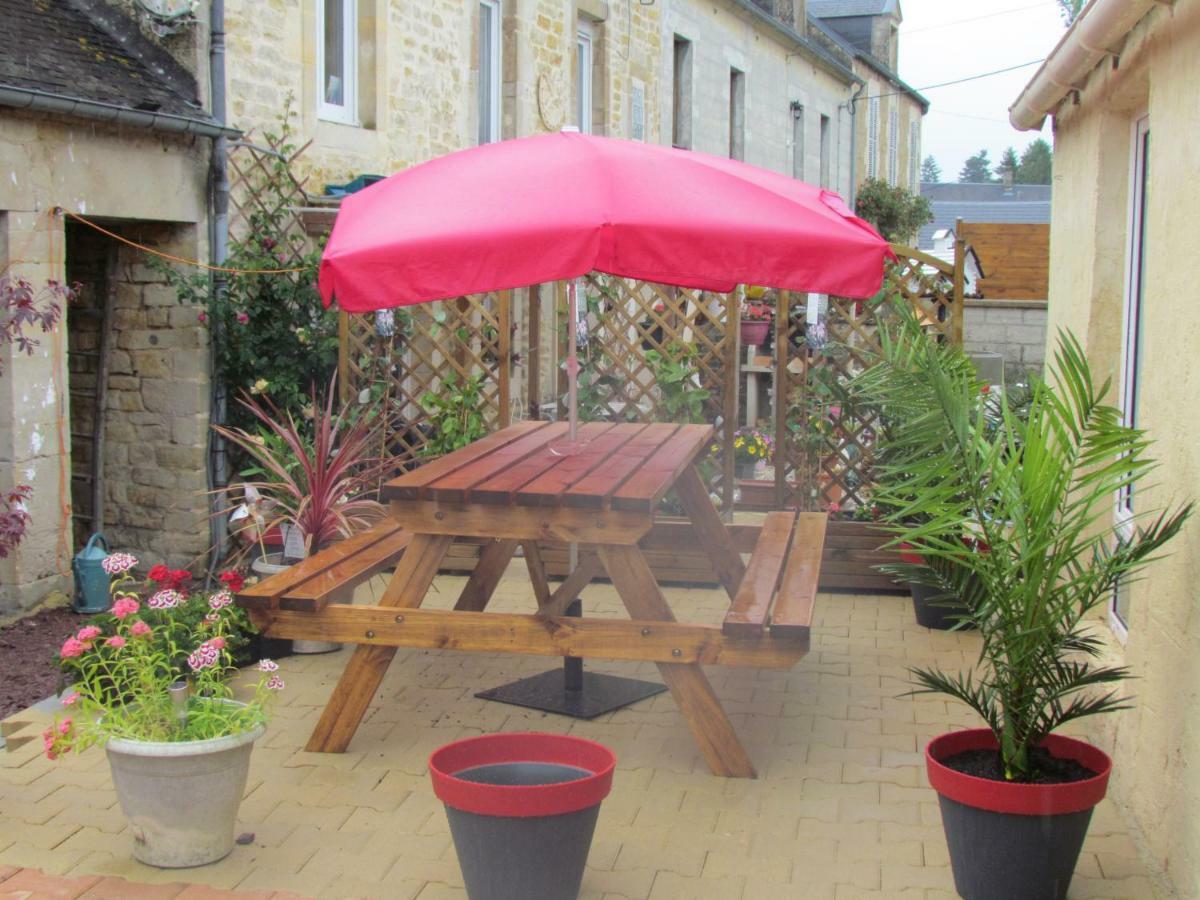 Vila Le Marioly Tilly-sur-Seulles Exteriér fotografie